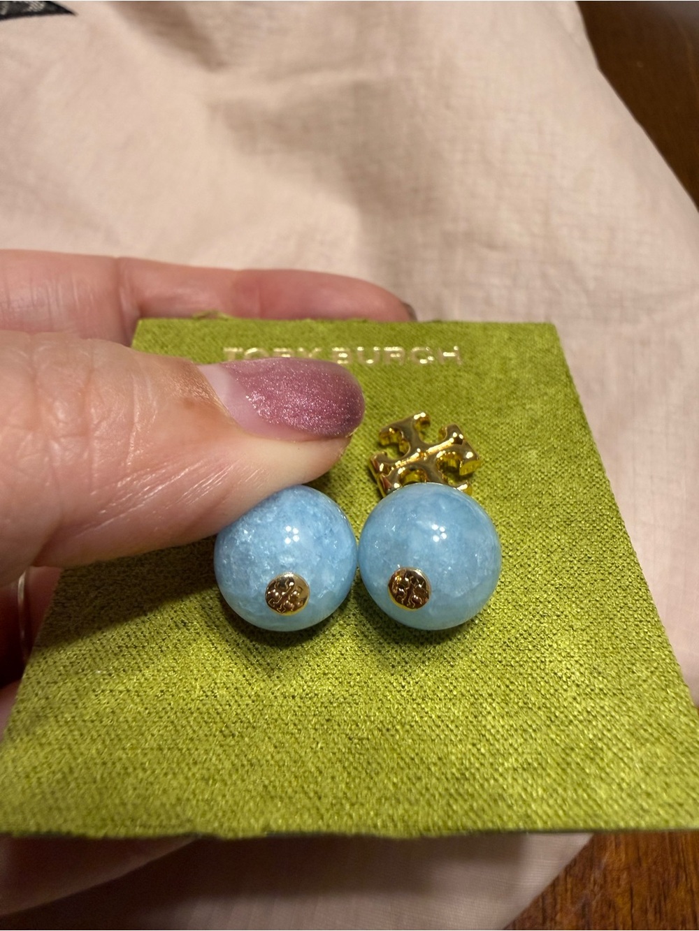 Tory Burch Kira pearl drop earrings gold-tone dangle blue faux pearls statement - Picture 2 of 3